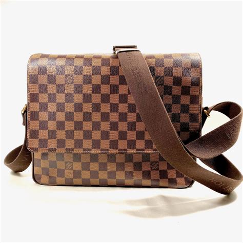 louis vuitton shoulder bag herren|Louis Vuitton shoulder bags for women.